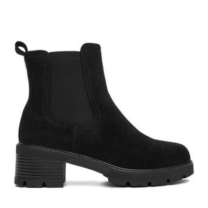 Botki DeeZee. Czarne botki DeeZee, bez wzorów, bez obcasa, na słupku, bez zapięcia. Za 189,99 zł.