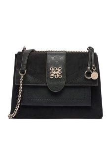 Nine West Torebka EO-MINIMAL CHIC-TK26009 Czarny. Czarne listonoszki Nine West, bez wzorów, ze skóry, bez dodatków. Za 349,99 zł.