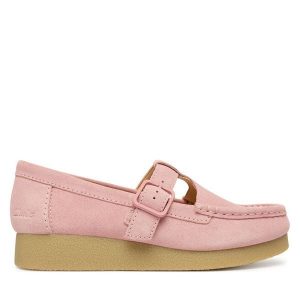 Półbuty Clarks. Czerwone półbuty Clarks, bez wzorów, bez obcasa, na płaskiej podeszwie, bez zapięcia. Za 479,99 zł.