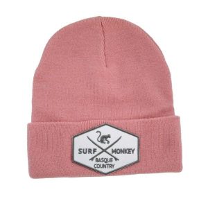 Czapka dzianinowa – czapka z recyklingu – rozmiar uniwersalny – (różowa). Czerwone czapki SURF MONKEY, bez wzorów, z dzianiny, sportowe. Za 139,95 zł.