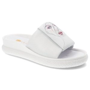 Białe Klapki Armodo Stylowe Obuwie Damskie. Białe klapki Armodo, z aplikacjami, z materiału, bez obcasa. Za 299,00 zł.