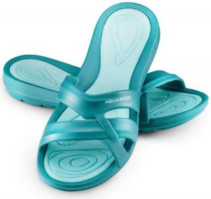 Klapki basenowe damskie PANAMA. Niebieskie klapki Aqua-Speed, bez wzorów, z materiału, bez obcasa. Za 73,99 zł.