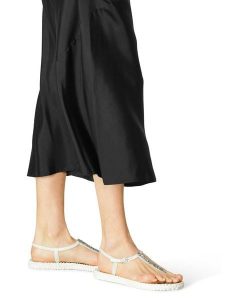 Ilse Jacobsen Japonki w kolorze białym rozmiar: 40. Białe klapki Ilse Jacobsen, bez wzorów, z tworzywa sztucznego, z otwartym noskiem, bez obcasa. Za 109,00 zł.