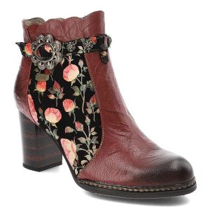Czerwone Botki Laura Vita Eleganckie Buty Na Obcasie. Czerwone botki LAURA VITA, bez wzorów, z materiału, bez obcasa, na obcasie, bez zapięcia. Za 449,00 zł.