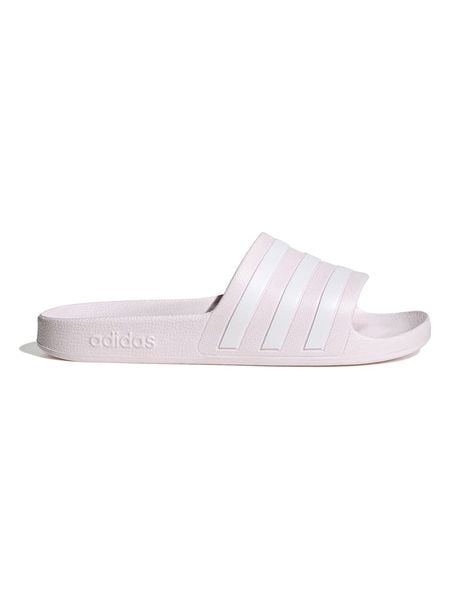 Adidas Klapki "Adilette Aqua" w kolorze jasnoróżowym rozmiar: 36 2/3. Różowe klapki ADIDAS, bez wzorów, z otwartym noskiem, bez obcasa. Za 65,38 zł.