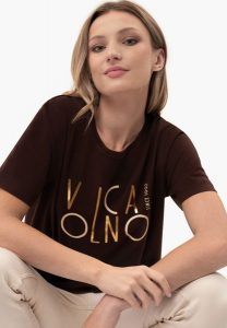 Brązowy t-shirt, Comfort Fit, T-MADAME. Brązowe t-shirty Volcano, m, bez wzorów, z bawełny, bez kołnierzyka, bez ramiączek. Za 59,99 zł.