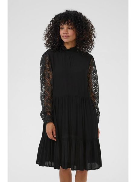 Kaffe Sukienka w kolorze czarnym rozmiar: 36. Czarne sukienki Kaffe, bez wzorów, z koronki, bez kołnierzyka, bez ramiączek, midi. Za 195,99 zł.
