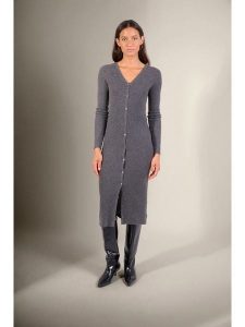 Perfect Cashmere Kaszmirowa sukienka "Maria" w kolorze antracytowym rozmiar: XXL. Szare sukienki Perfect Cashmere, xxl, bez wzorów, z kaszmiru, bez kołnierzyka, bez ramiączek, midi. Za 695,99 zł.
