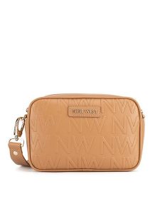 Nine West Torebka LX10049 Brązowy. Brązowe listonoszki Nine West, bez wzorów, z tworzywa sztucznego, bez dodatków. Za 219,99 zł.
