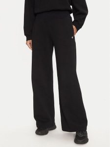 Deha Spodnie dresowe C12055 Czarny Regular Fit. Czarne spodnie dresowe Deha, s, bez wzorów, z bawełny. Za 289,99 zł.