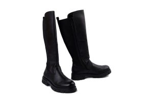 RIEKER Z9158-00 black, kozaki damskie. Czarne kozaki Rieker, na zimę, bez wzorów, bez obcasa, na obcasie, bez zapięcia. Za 479,90 zł.