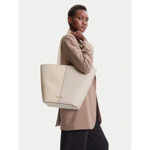 Torebka MICHAEL Michael Kors. Białe shopper bag MICHAEL Michael Kors, bez wzorów, bez dodatków. Za 795,99 zł.