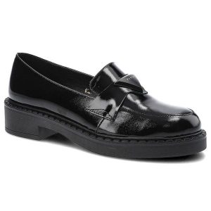 Czarne Mokasyny Lamanti Damskie Modne Buty. Czarne półbuty Lamanti, z aplikacjami, z jeansu, bez obcasa, bez zapięcia. Za 289,00 zł.