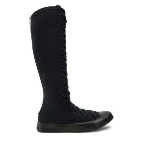 Trampki Converse. Czarne trampki Converse, bez wzorów, bez zapięcia. Za 309,99 zł.