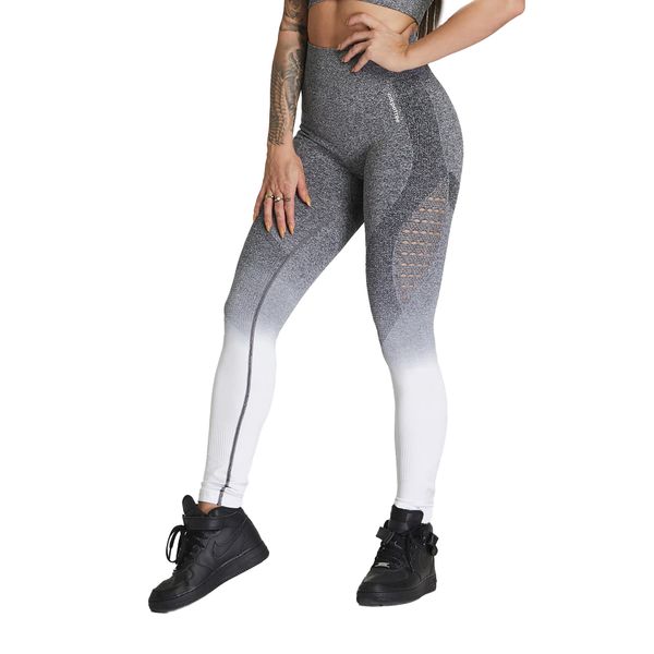 Legginsy bezszwowe damskie Carpatree Phase Seamless. Białe legginsy Carpatree, bez wzorów. Za 52,99 zł.