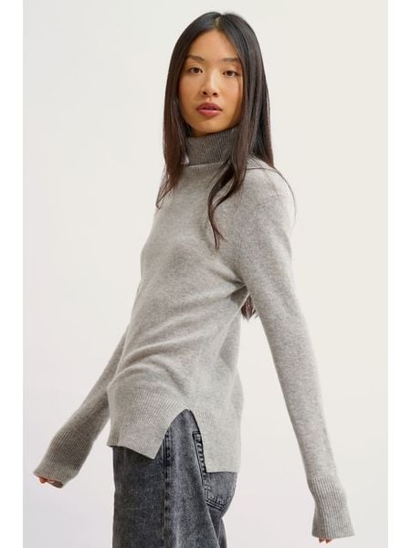 AUTHENTIC CASHMERE Kaszmirowy golf "Fornet" w kolorze szarym rozmiar: M. Szare golfy AUTHENTIC CASHMERE, bez wzorów, z kaszmiru. Za 392,52 zł.