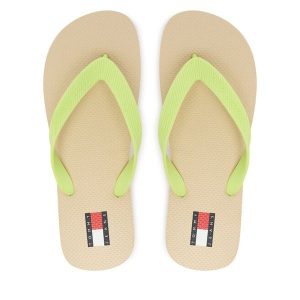 Japonki Tommy Jeans. Żółte klapki Tommy Jeans, bez wzorów, z jeansu, bez obcasa. Za 129,99 zł.