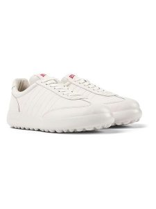 Camper Skórzane sneakersy "Pelotas" w kolorze białym rozmiar: 37. Białe trampki Camper, bez wzorów, ze skóry, bez zapięcia. Za 249,17 zł.
