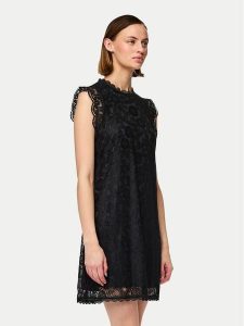 Pieces Sukienka codzienna Olline 17146419 Czarny Regular Fit. Czarne kombinezony Pieces, xs, bez wzorów, z syntetyku, bez kołnierzyka, bez ramiączek. Za 139,99 zł.