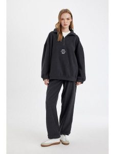 DeFacto Bluza w kolorze czarnym rozmiar: S. Czarne bluzy DeFacto, s, bez wzorów, bez kaptura. Za 86,99 zł.