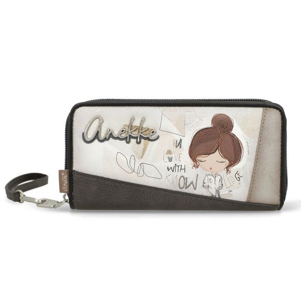 Portfel damski Anekke, z ozdobnym nadrukiem i metalowym logo zapinany na suwak wyposażony w liczne przegrody na karty miejsce na banknoty oraz kiesze. Brązowe portfele Anekke, bez wzorów. Za 199,00 zł.
