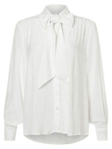 Maerz Muenchen Bluzka w kolorze białym rozmiar: 40. Białe bluzki Maerz Muenchen, bez wzorów, z wiskozy, bez kołnierzyka, bez ramiączek. Za 252,99 zł.