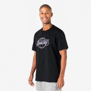 Koszulka do koszykówki unisex Tarmak NBA Lakers TS 900. Czarne bluzki TARMAK, m, bez wzorów, z bawełny, sportowe, bez kołnierzyka, bez ramiączek. Za 89,99 zł.