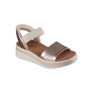 Damskie sandały na koturnie Skechers Bobs Sun Ray. Czerwone sandały Skechers, bez wzorów, z syntetyku, bez obcasa, na koturnie, bez zapięcia. Za 340,00 zł.