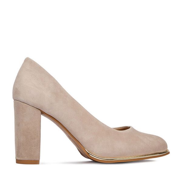 Czółenka Lasocki. Brązowe czółenka Lasocki, bez wzorów, bez obcasa, bez zapięcia. Za 229,99 zł.