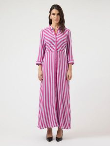 YAS Sukienka w kolorze różowo-błękitnym rozmiar: S. Niebieskie sukienki YAS, na imprezę, s, bez wzorów, z wiskozy, klasyczne, bez kołnierzyka, bez ramiączek, maxi. Za 136,13 zł.