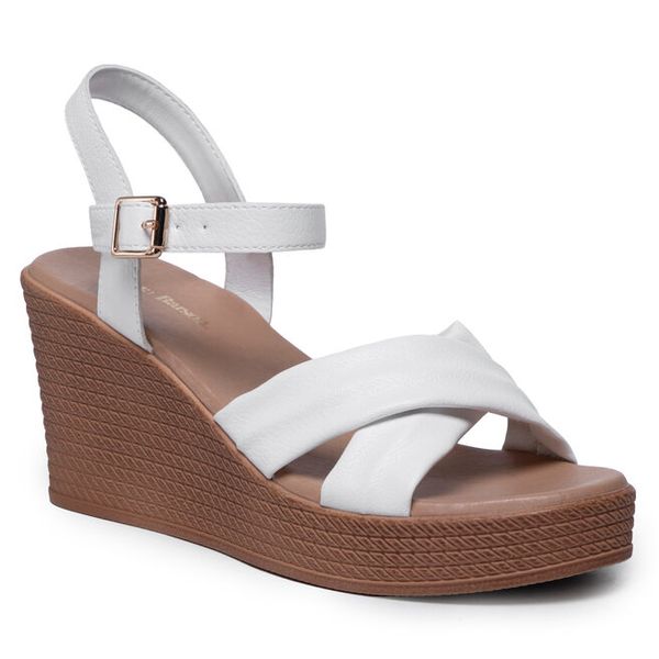 Sandały Clara Barson. Białe sandały Clara Barson, bez wzorów, bez obcasa, na koturnie, bez zapięcia. Za 129,99 zł.