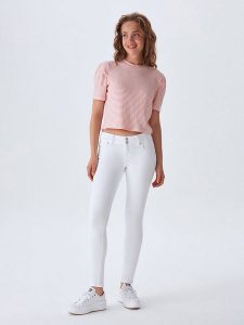 LTB Dżinsy "Molly M" - Slim fit - w kolorze białym rozmiar: W32/L32. Białe jeansy LTB, z aplikacjami, z podwyższonym stanem. Za 157,35 zł.