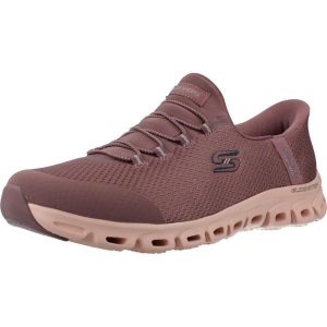 Buty SKECHERS SLIP-INS GLIDE STEP VIBEY Bordeaux. Czerwone buty trekkingowe Skechers, z tkaniny, bez zapięcia. Za 390,99 zł.