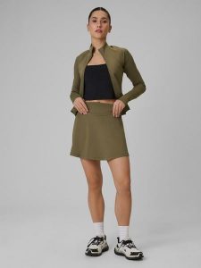 4F Spódnica treningowa szybkoschnąca damska - oliwkowa S. Brązowe spódnice 4f, s, bez wzorów, mini. Za 119,99 zł.