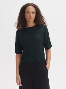 OPUS Koszulka "Pinu" w kolorze zielonym rozmiar: S. Zielone bluzki Opus, s, bez wzorów, bez kołnierzyka, bez ramiączek. Za 127,35 zł.