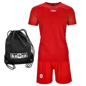 Wyprawka szkolna - Koszulka, spodenki, worek. Czerwone bluzki KEEZA, bez wzorów, sportowe, bez kołnierzyka, bez ramiączek. Za 55,00 zł.