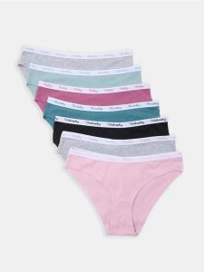 Bawełniane majtki typu figi 7 pack - wielobarwny. Figi Sinsay, bez wzorów, z bawełny. Za 35,99 zł.