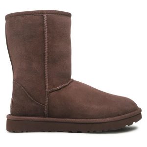Śniegowce Ugg. Brązowe buty zimowe Ugg, bez obcasa, bez zapięcia. Za 939,99 zł.