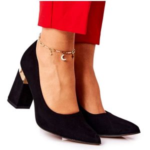 Lewski Shoes Zamszowe Czółenka Lewski 3117 Czarne. Czarne czółenka bez wzorów, ze skóry, bez obcasa, bez zapięcia. Za 432,39 zł.