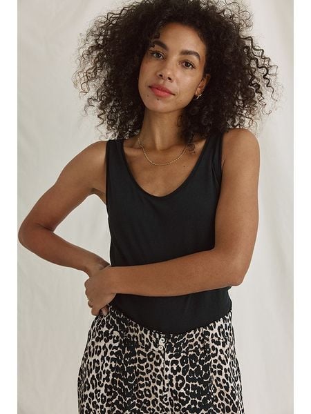 Cotton Candy Top "Nacera" w kolorze czarnym rozmiar: L. Czarne topy Cotton Candy, l, bez wzorów, bez kołnierzyka, bez ramiączek. Za 70,41 zł.