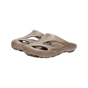 Klapki damskie KEEN SHANTI. Brązowe klapki Keen, bez wzorów, bez obcasa. Za 199,99 zł.