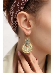 Pierres delicates Pozłacane kolczyki z prehnitami rozmiar: onesize. Żółte kolczyki Pierres delicates, z prehnitem, pozłacane. Za 113,36 zł.