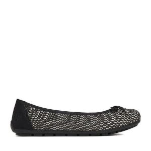 Baleriny Rieker. Czarne balerinki Rieker, bez wzorów, bez obcasa, bez zapięcia. Za 289,99 zł.