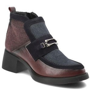 Bordowe Botki Maciejka Eleganckie Obuwie Damskie Na Obcasie. Czerwone botki Maciejka, bez wzorów, ze skóry, bez obcasa, na obcasie, bez zapięcia. Za 379,00 zł.