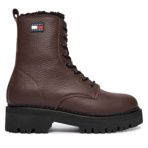 Trapery Tommy Jeans. Brązowe buty zimowe Tommy Jeans, z jeansu, bez obcasa, bez zapięcia. Za 639,99 zł.