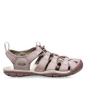 Sandały Keen. Czerwone buty trekkingowe Keen, bez wzorów, bez obcasa, bez zapięcia. Za 329,99 zł.