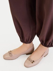 Lasocki Baleriny CEO-RST-ROMI-99 Beżowy. Brązowe balerinki Lasocki, bez wzorów, ze skóry, bez obcasa, bez zapięcia. Za 179,99 zł.