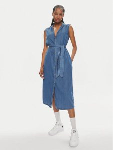 Pepe Jeans Sukienka koszulowa Maggie PL953512 Niebieski Regular Fit. Niebieskie kombinezony Pepe Jeans, xs, bez wzorów, z bawełny, bez kołnierzyka, bez ramiączek, koszulowe. Za 289,99 zł.
