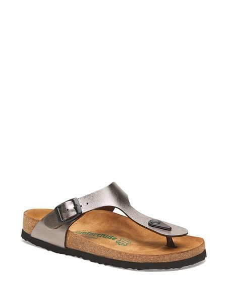 Comfortfusse Skórzane japonki w kolorze srebrnym rozmiar: 40. Szare klapki Comfortfüße, bez wzorów, ze skóry, z otwartym noskiem, bez obcasa. Za 167,28 zł.