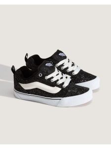Vans Sneakersy w kolorze czarnym rozmiar: 38. Czarne trampki Vans, bez wzorów, bez zapięcia. Za 204,95 zł.